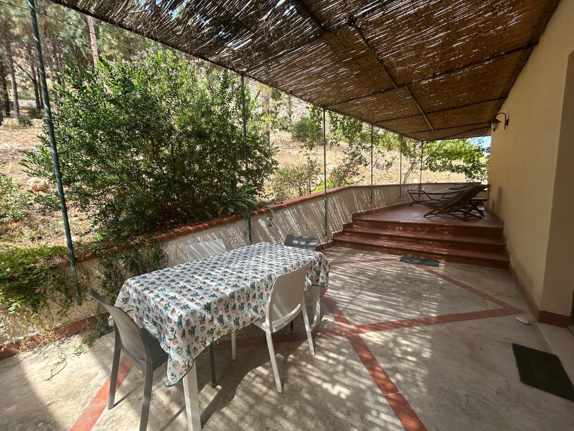 Appartement La Pineta Al Mare à Erice Extérieur photo